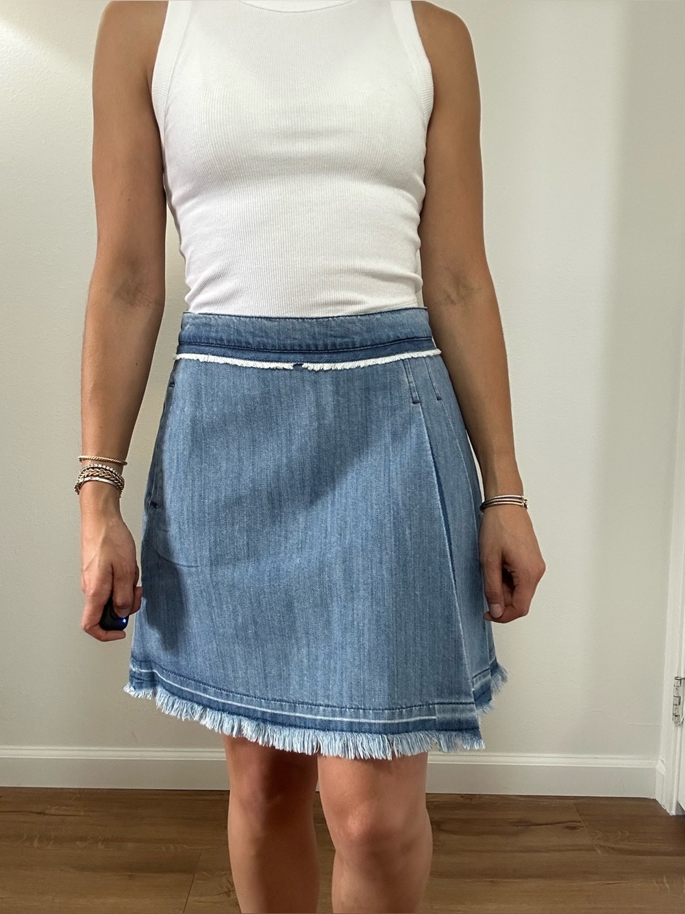 Ei8ht Dreams Light Wash Blue Denim Asymmetric Mini Skirt Fringe Hem Size M - Picture 8 of 14